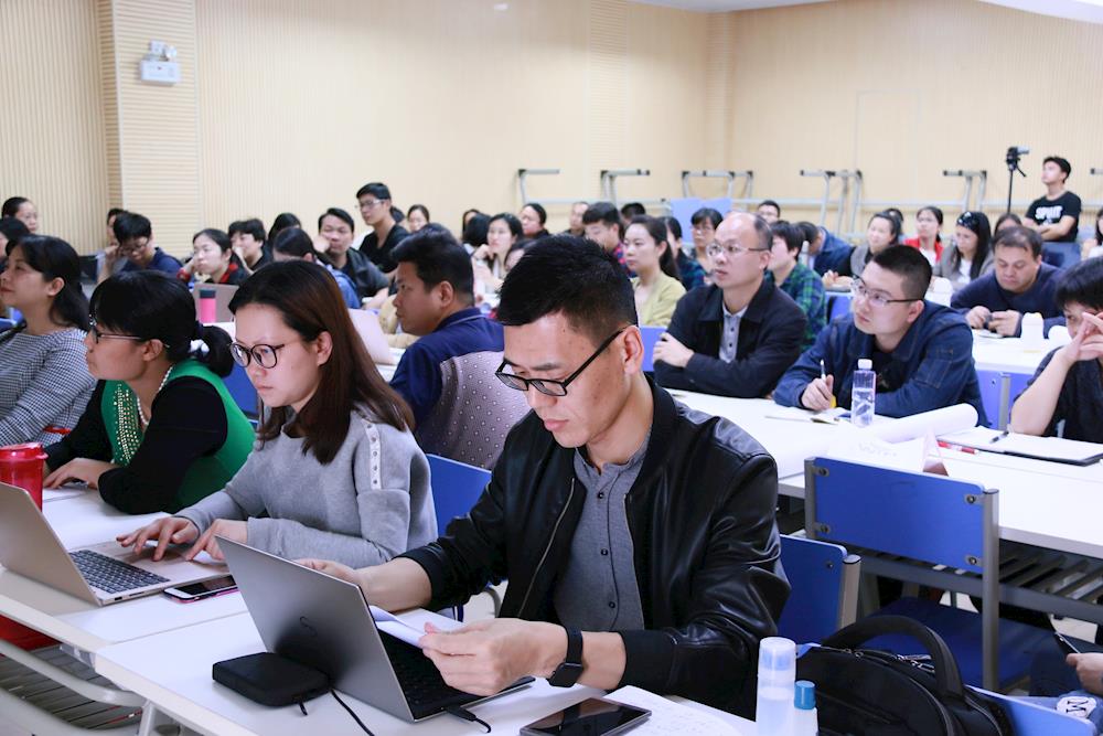 翻轉課堂方案有哪些 相關的技術特點是什么