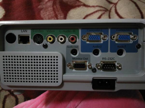 無(wú)線(xiàn)投屏器(投影儀用)